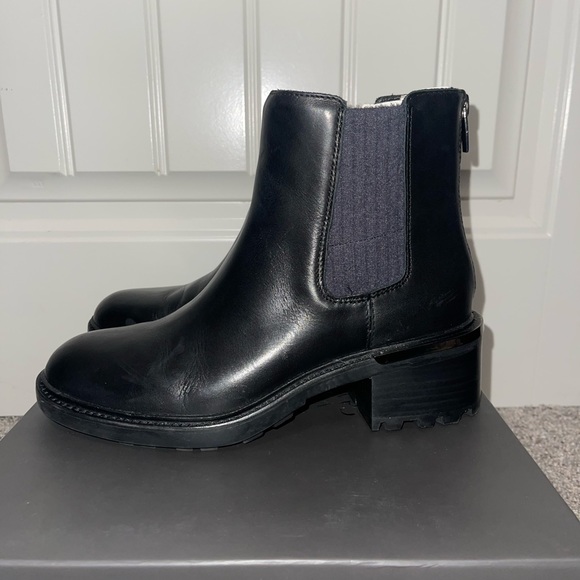 Vince Camuto Black bootie Preowned/Seminew - Picture 2 of 6